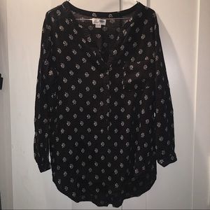 loose black long sleeve blouse